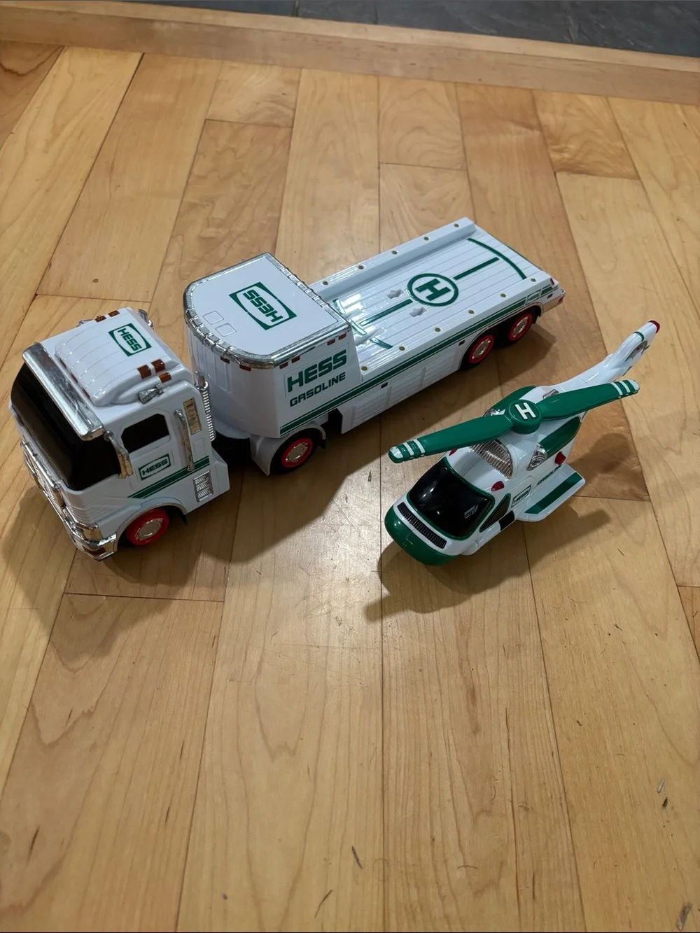 HESS Semi Truck with Helicopter
